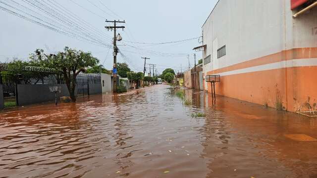  Capital registra em 4 dias mais que o dobro da chuva prevista para todo o m&ecirc;s 