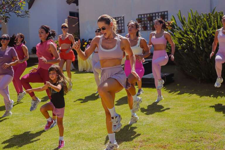 Festão de 39 anos teve treino com amigas às 9h da manhã