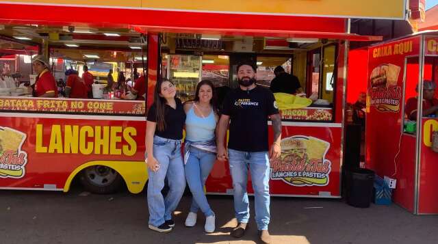 Fam&iacute;lia levou 8 anos para sair da barraca e vender 400 kg de pastel