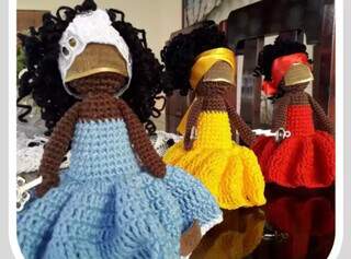   Boneco de orixá em crochê nascido da imensa saudade da Bahia