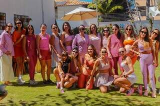 Festão de 39 anos teve treino com amigas às 9h da manhã Festão de 39 anos teve treino com amigas às 9h da manhã