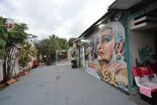 Casal abre as portas de casa e cria ponto cultural na periferia Casal abre as portas de casa e cria ponto cultural na periferia