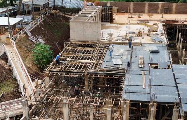 Ap&oacute;s imprevistos com o solo e insumos, obra da nova Depac Centro &eacute; retomada