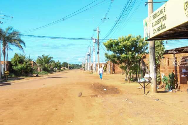 "Foi por engano": m&atilde;e de adolescente de 13 anos baleado contesta vingan&ccedil;a 