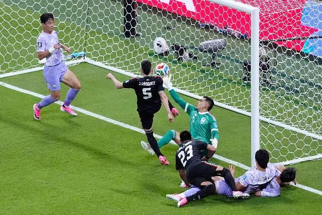 M&eacute;xico vence a Coreia do Sul e avan&ccedil;a &agrave;s oitavas da Copa do Mundo