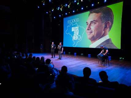 Plano de Fl&aacute;vio Bolsonaro cita DOF como modelo para acabar com tr&aacute;fico no Brasil
