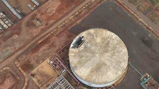 Após 10 anos parada, UFN-3 assina primeiros contratos de trabalho em Três Lagoas Após 10 anos parada, UFN-3 assina primeiros contratos de trabalho em Três Lagoas