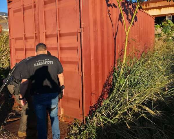Opera&ccedil;&atilde;o contra tr&aacute;fico prende casal e bloqueia R$ 10 milh&otilde;es do crime