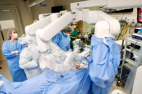 MS, Chile e Panam&aacute; se conectam em cirurgia rob&oacute;tica simult&acirc;nea e in&eacute;dita