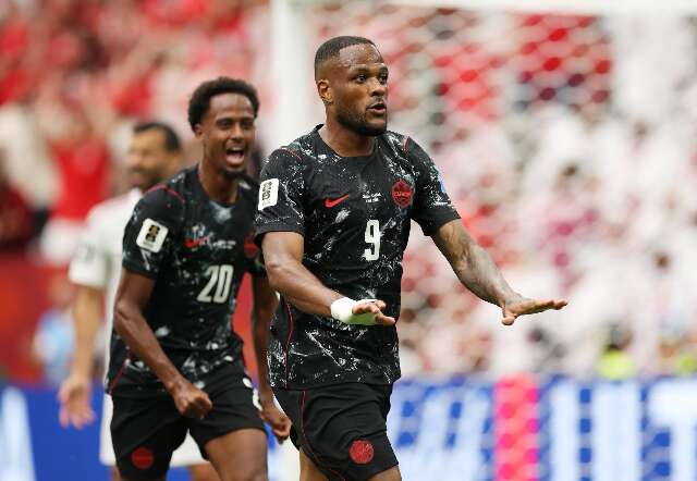 Canad&aacute; goleia Catar por 6 a 0 e conquista 1&ordf; vit&oacute;ria em Copas