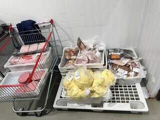 Operação recolhe mais de uma tonelada de produtos e prende gerente de atacadista Operação recolhe mais de uma tonelada de produtos e prende gerente de atacadista
