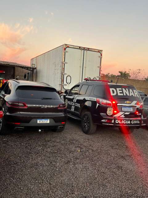 Porsche no Nhanhá e R$ 3,4 milhões em contas expõem casal alvo de operação