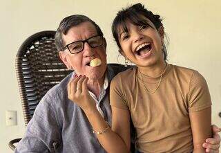 Neta de 12 anos tem tanto orgulho do avô que quis aprender guarani