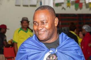 J&aacute; esperando elimina&ccedil;&atilde;o, sa&iacute;da para haitianos &eacute; torcer pelo Brasil na 2&ordf; fase