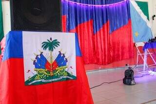 De "coração dividido", haitianos de Campo Grande aguardam duelo contra o Brasil De "coração dividido", haitianos de Campo Grande aguardam duelo contra o Brasil