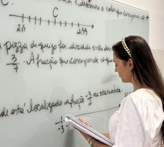 Governo do Estado amplia vagas e pode convocar mais 90 professores 