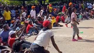 De "coração dividido", haitianos de Campo Grande aguardam duelo contra o Brasil De "coração dividido", haitianos de Campo Grande aguardam duelo contra o Brasil