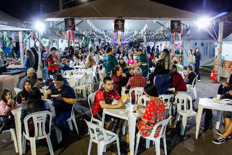 Festa da Padroeira come&ccedil;a hoje com shows, missas e jogo do Brasil 