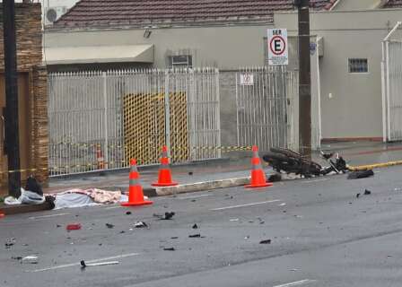 Motociclista &eacute; atingida por caminhonete e morre na Maracaju