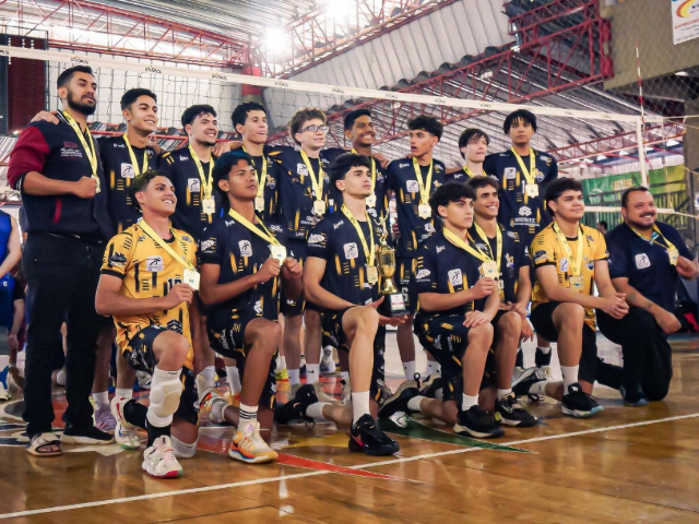 Voleibol define mais cinco campe&otilde;es da fase metropolitana