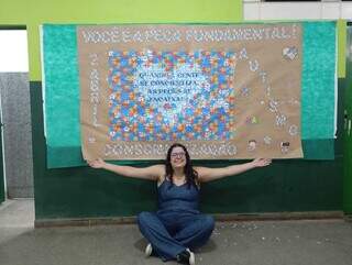 Em escola perif&eacute;rica, professora cria &ldquo;geladeira liter&aacute;ria&rdquo; e reinventa o ensino