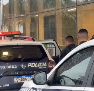 Veterin&aacute;ria volta ao hospital para visitar marido queimado e acaba presa