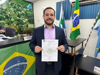 Vereador sobrevivente de acidente com 2 mortos carbonizados segue internado Vereador sobrevivente de acidente com 2 mortos carbonizados segue internado