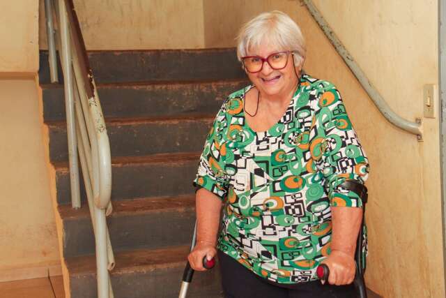 Terezinha venceu c&acirc;ncer, covid e dor di&aacute;ria com um sorriso inacredit&aacute;vel