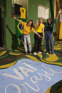 Coincidência transforma casas de 60 anos em trecho mais torcedor da rua Coincidência transforma casas de 60 anos em trecho mais torcedor da rua