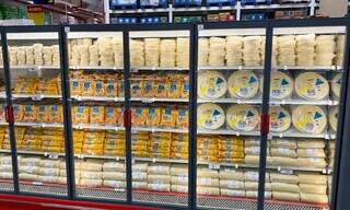 Pastel D&rsquo;Ouro completa 30 anos e leva sabor da f&aacute;brica direto &agrave; casa do cliente
