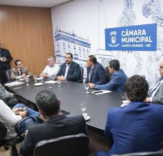 Em primeira ida &agrave; C&acirc;mara, titular da Sisep diz ter dobrado ritmo de tapa-buracos