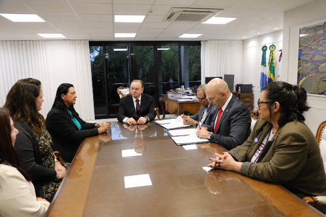 Escolas estaduais ter&atilde;o debates sobre viol&ecirc;ncia contra a mulher