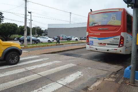 Opera&ccedil;&atilde;o tapa-buraco resolve crateras que causavam transtornos na Cear&aacute;