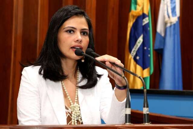 Vel&oacute;rio de ex-deputada estadual Grazielle Machado come&ccedil;a &agrave;s 16h