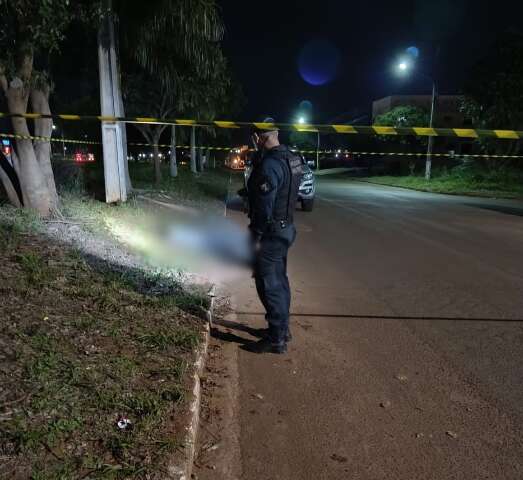 Adolescente de bicicleta &eacute; assassinado a tiros &agrave;s margens da BR-163