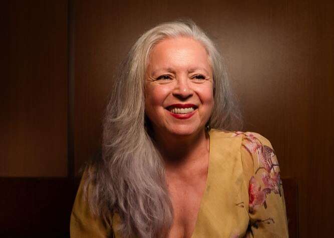 Cantora Tetê Espíndola receberá título de Doutora Honoris Causa da UFMS