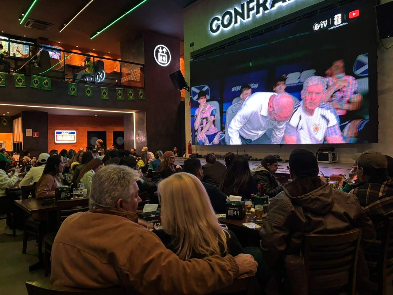 Pizzaria Vira Ponto de Festa para Torcedores na Copa