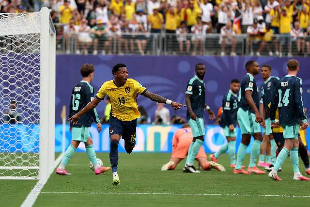 Equador vira sobre a Alemanha e avan&ccedil;a &agrave; fase de 16-avos da Copa do Mundo