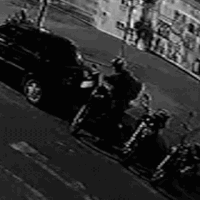 C&acirc;mera flagra furto de motocicleta estacionada em menos de um minuto