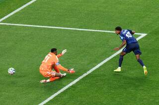 Cabo Verde segura empate, elimina Ar&aacute;bia Saudita e avan&ccedil;a aos 16 avos
