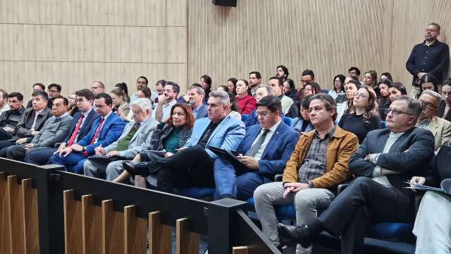 Sem acordo definitivo, audi&ecirc;ncia sobre crise da Santa Casa ter&aacute; nova rodada