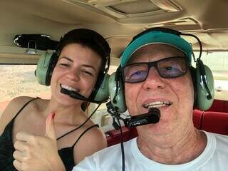 Com avi&atilde;o deixado pelo pai, dentista pilota para atender ribeirinhos na Amaz&ocirc;nia