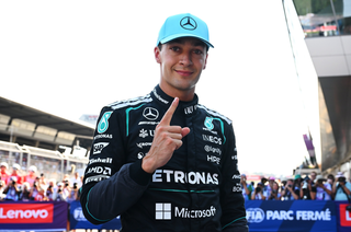 Russell supera Ferrari e faz a pole no GP da &Aacute;ustria; Bortoleto larga em 12&ordm;