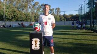 Apaixonados por futebol, amigos criam a pr&oacute;pria "Copa do Mundo"