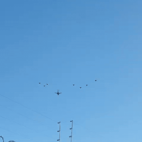 Passagem de aeronaves por Campo Grande gera curiosidade entre moradores