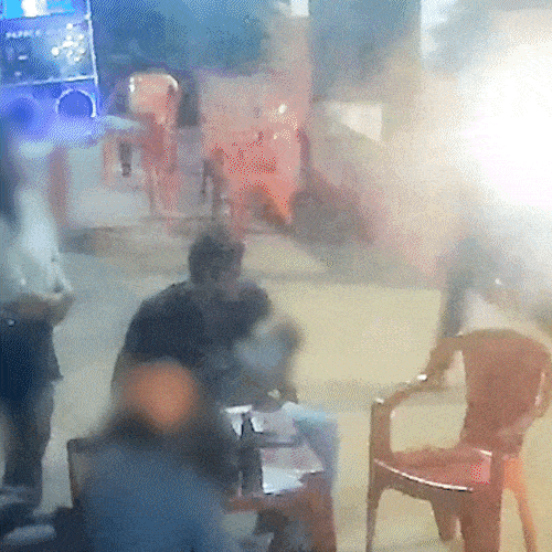 C&acirc;mera registra jovem com crian&ccedil;a no colo sendo executado em bar