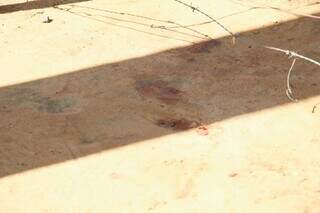 Briga entre irm&atilde;os termina com homem morto a facadas no Jardim Centro Oeste