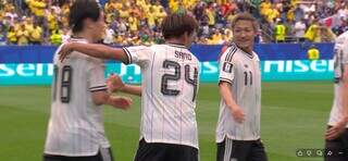 Japão aproveita falha do Brasil e abre o placar do jogo Japão aproveita falha do Brasil e abre o placar do jogo