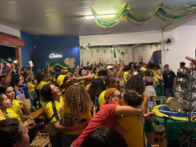 Queda da Alemanha diante do Paraguai "lava a alma" ap&oacute;s trauma do 7 a 1
