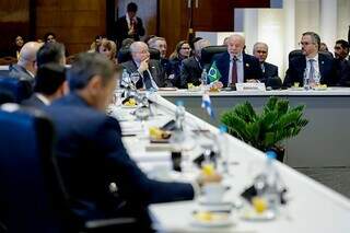Em Assun&ccedil;&atilde;o, Lula diz que Mercosul &eacute; "necessidade estrat&eacute;gica" para a regi&atilde;o